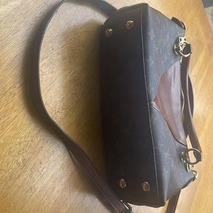 Luis Vuitton handbag